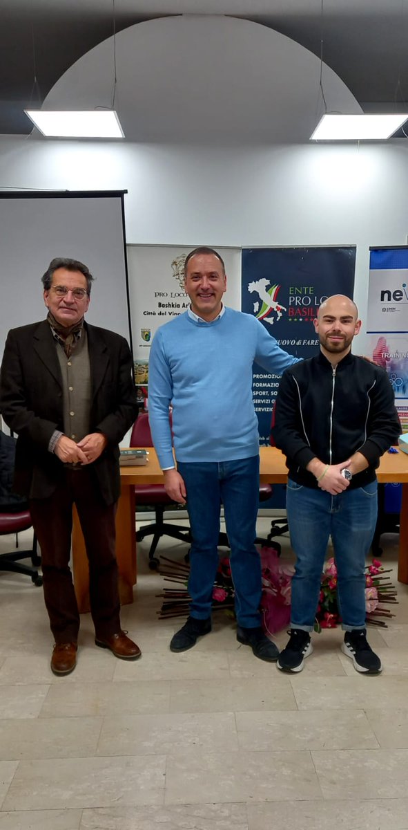 prolocobas's tweet image. Al via a #Barile presso la sede #prolocobarile il corso di #formazione  &quot;Operatore della Promozione e dell&apos;Accoglienza Turistica grazie all&apos;accordo tra Ente #proloco #basilicata e #newform 👌