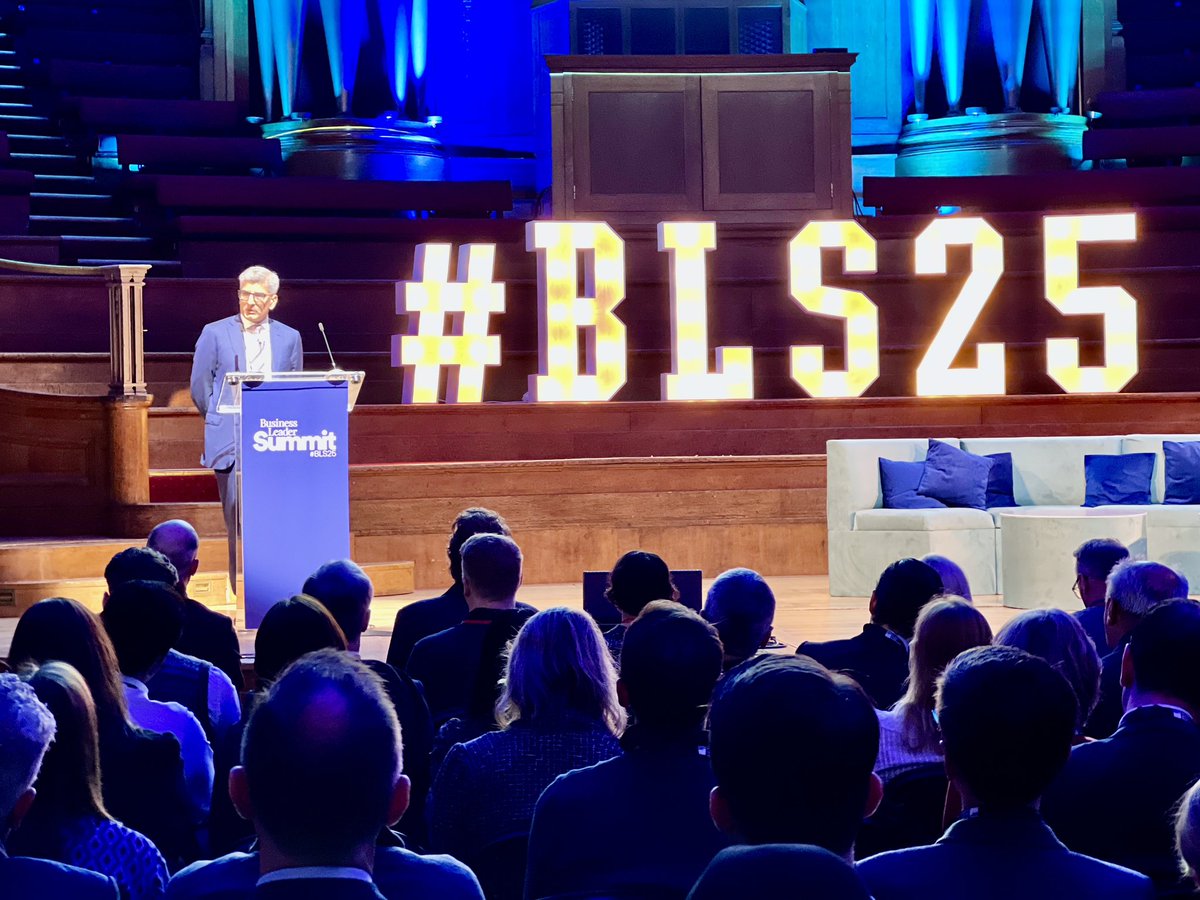 🧠 Top business advice from <a href="/Simon_Arora/">Simon Arora</a> CEO B&amp;M Retail at <a href="/businessleader/">Business Leader</a> Summit right now👇 

🔥 ‘It’s good to have a rival, it’s not personal but it gets people fired up - embrace the competition!’ 

🐢 ‘Speed matters - be fast and 90% right rather than slow’

#BLS25 <a href="/bmstores/">B&M Stores</a>