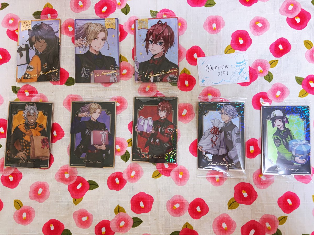 ツイステ ウエハース カード  交換

【譲】
レオナ(箔)、ヴィル(箔・N)、リドル(箔・N)、ジャック、★アズール、リリア

【求】
セベク、シルバー、マレウス(箔)

セベク最優先で求めています
★は単品不可、複数交換できる方優先します
箔は箔マレウスとの交換希望
郵送交換にてお願い致します