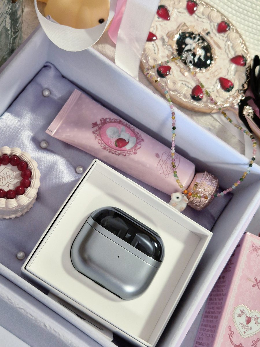 PEACHY KIN tweet media