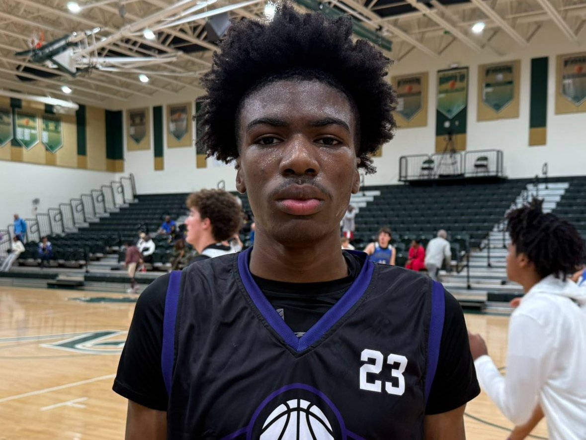 Shun Williams (@ontheradarhoops) on Twitter photo '26 John Delva is an aggressive point guard. He finished through contact and made plays for others.
He is a notable name to emerge from last weekend's Opening in Florida.
📌 <a href="/_Johndelva/">John Delva</a>
<a href="/RossVDG14/">Ross Van De Griek</a> EVAL:
ontheradarhoops.com/otr-hoops-flor… '26 John Delva is an aggressive point guard. He finished through contact and made plays for others.
He is a notable name to emerge from last weekend's Opening in Florida.
📌 <a href="/_Johndelva/">John Delva</a>
<a href="/RossVDG14/">Ross Van De Griek</a> EVAL:
ontheradarhoops.com/otr-hoops-flor…