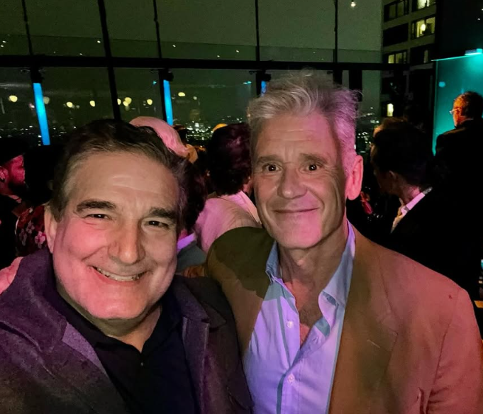 Moffel83's tweet photo. From Richard Ayoub's Facebook. He's the CEO of Project Angel Food, a charity close to Matt's (and his family's) heart 🥰(picture of Simon from RA's IG)
#MattBomer #SimonHalls #ProjectAngelFood #MidCenturyModern https://t.co/bG3GjzLQoa