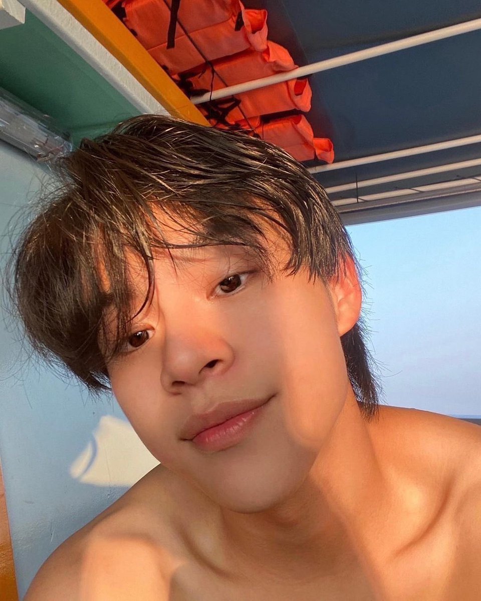 ดิ่งดริ๊งก์🎄🦖✨ tweet media