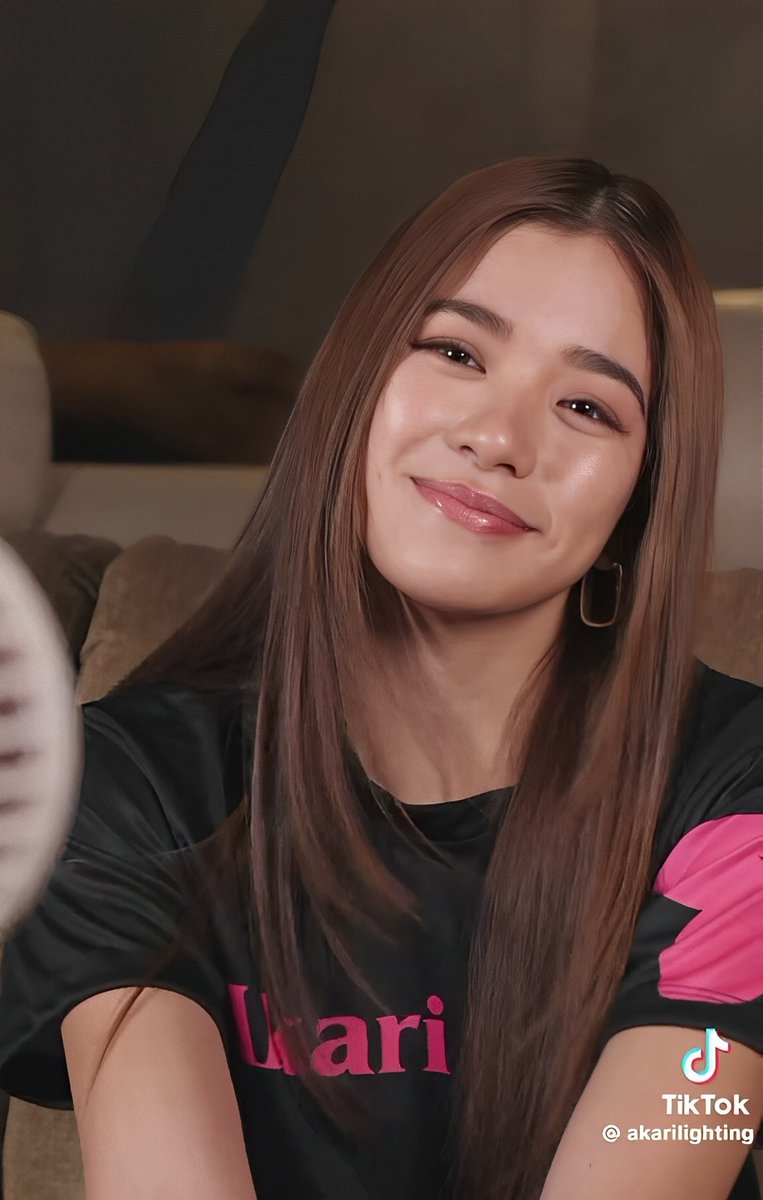 chimkenuggget's tweet photo. Gets nyo ba ko gets nyo ba kung bakit araw araw na lang si Aiah ang bukambibig ko 😩 https://t.co/Qplkqp5DTF