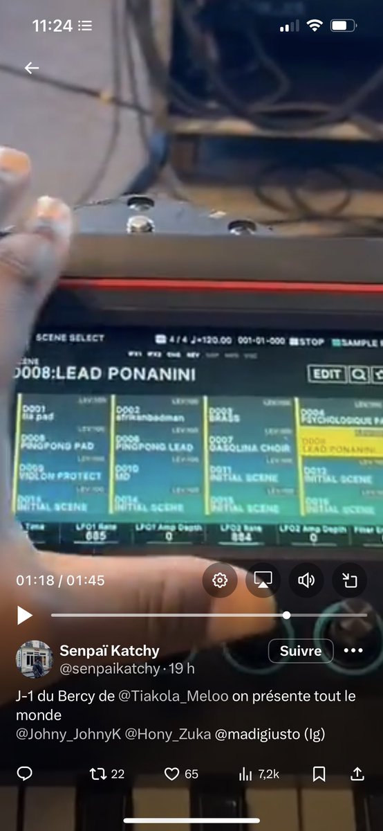 Protect au violon POLLOOOOILLOLOOLI #bercy #tiakola <a href="/LmdTiakola/">La Mélo de Tiakola</a>