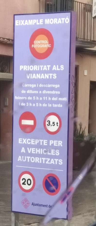 Pep (@clickitiro) on Twitter photo 5 senyals i 36 paraules.
Fa 3 minuts que m’ho miro i encara no sè què puc fer i què no.
<a href="/aj_vic/">Ajuntament de Vic</a> 5 senyals i 36 paraules.
Fa 3 minuts que m’ho miro i encara no sè què puc fer i què no.
<a href="/aj_vic/">Ajuntament de Vic</a>