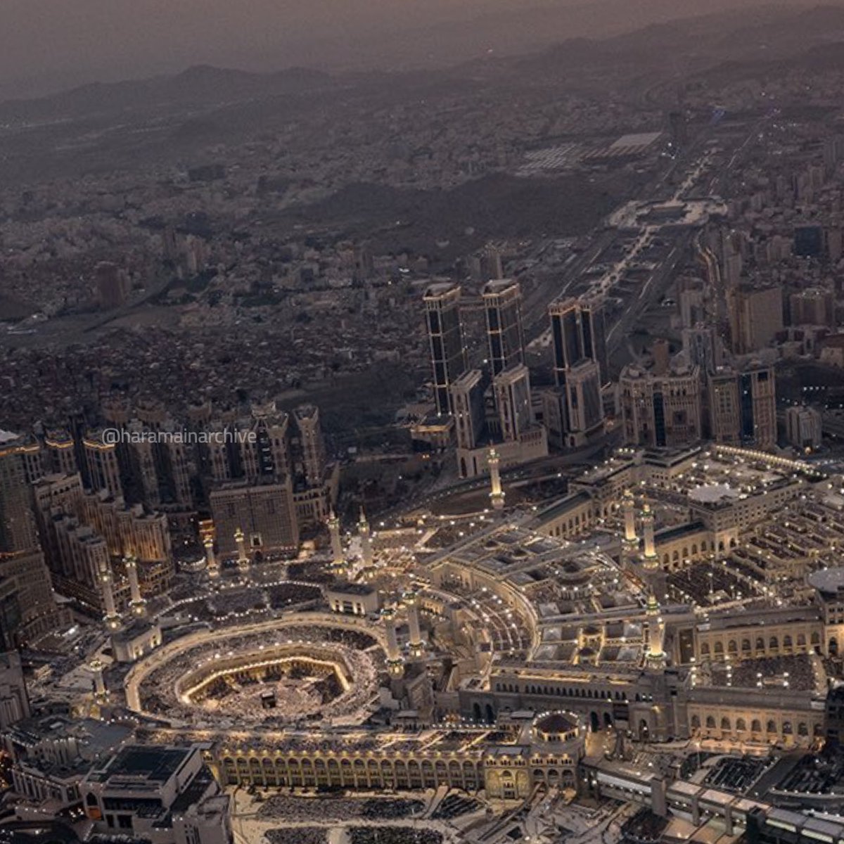 2011 - 2025

كان حلمه أن يرى توسعة الحرم المكي

He had a dream to see the expansion of the Haram