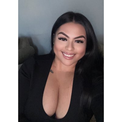 ImmaBossBiTCH_'s tweet photo. #NewProfilePic https://t.co/DCLVK2wXrE
