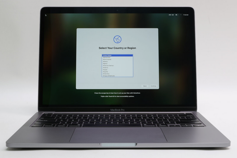 Everytingadgetz's tweet photo. 🚀 Boost your productivity with the MacBook Pro 2020 M1! 💻 Get yours today and elevate your workflow.
Processor: Intel Core i7
SSD: 512GB
RAM: 16GB
Display size: 13.3"
Condition: UK Used
Color: Silver/Gray
Shop now: https://t.co/TlwxypWNPf
#MacBookPro #Apple #Tech https://t.co/mhL5c8CbA4