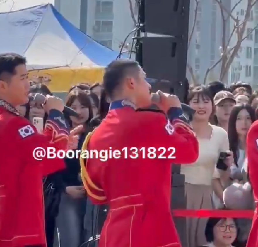 Bear_Melodies's tweet photo. Low quality pictures of our high quality man

#KIMWOOJIN #김우진
#KIMWOOJIN_CUBSWILLWAIT https://t.co/nmAyyiRYDi