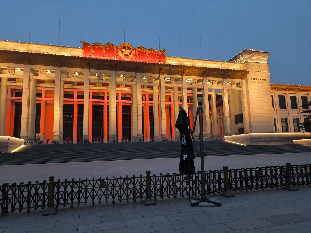 江泽妮可 (@bzcmn) on Twitter photo 