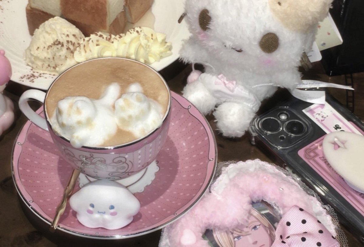 csxnoa's tweet photo. にゃんにゃんラテ☕️🐈‍⬛ https://t.co/tLvrAIG3uB