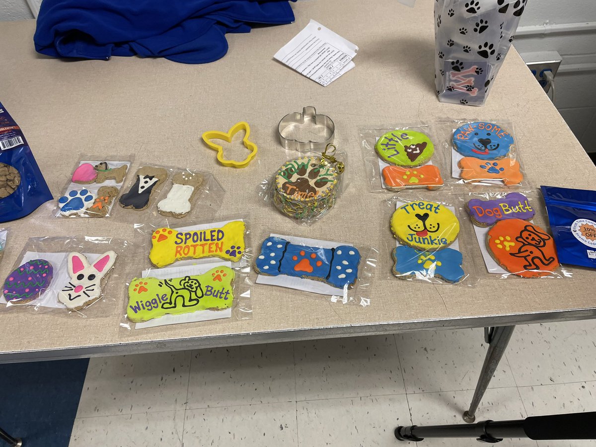 ExploreTJMS's tweet image. 8th grade Business students were inspired by our guest speakers from Wiggle Wow! Their inclusive business model is unmatched! @TJPatriots @ExploreJCPS @JCPSExploreEA