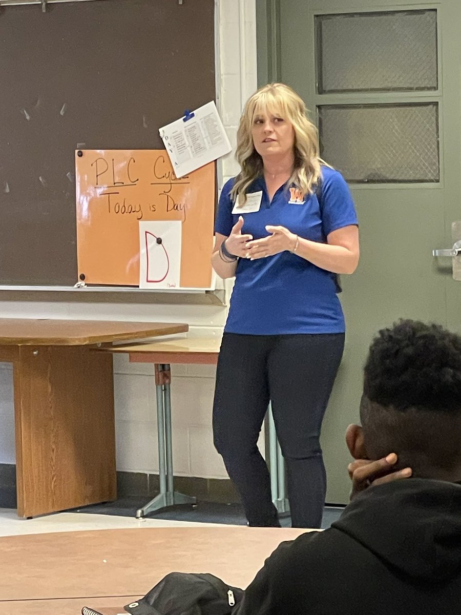ExploreTJMS's tweet image. 8th grade Business students were inspired by our guest speakers from Wiggle Wow! Their inclusive business model is unmatched! @TJPatriots @ExploreJCPS @JCPSExploreEA