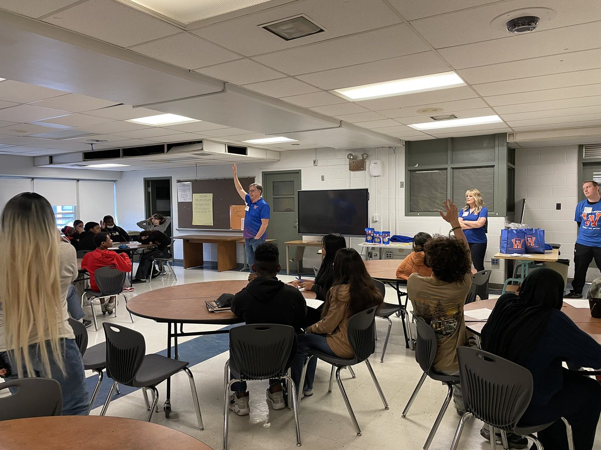 ExploreTJMS's tweet image. 8th grade Business students were inspired by our guest speakers from Wiggle Wow! Their inclusive business model is unmatched! @TJPatriots @ExploreJCPS @JCPSExploreEA