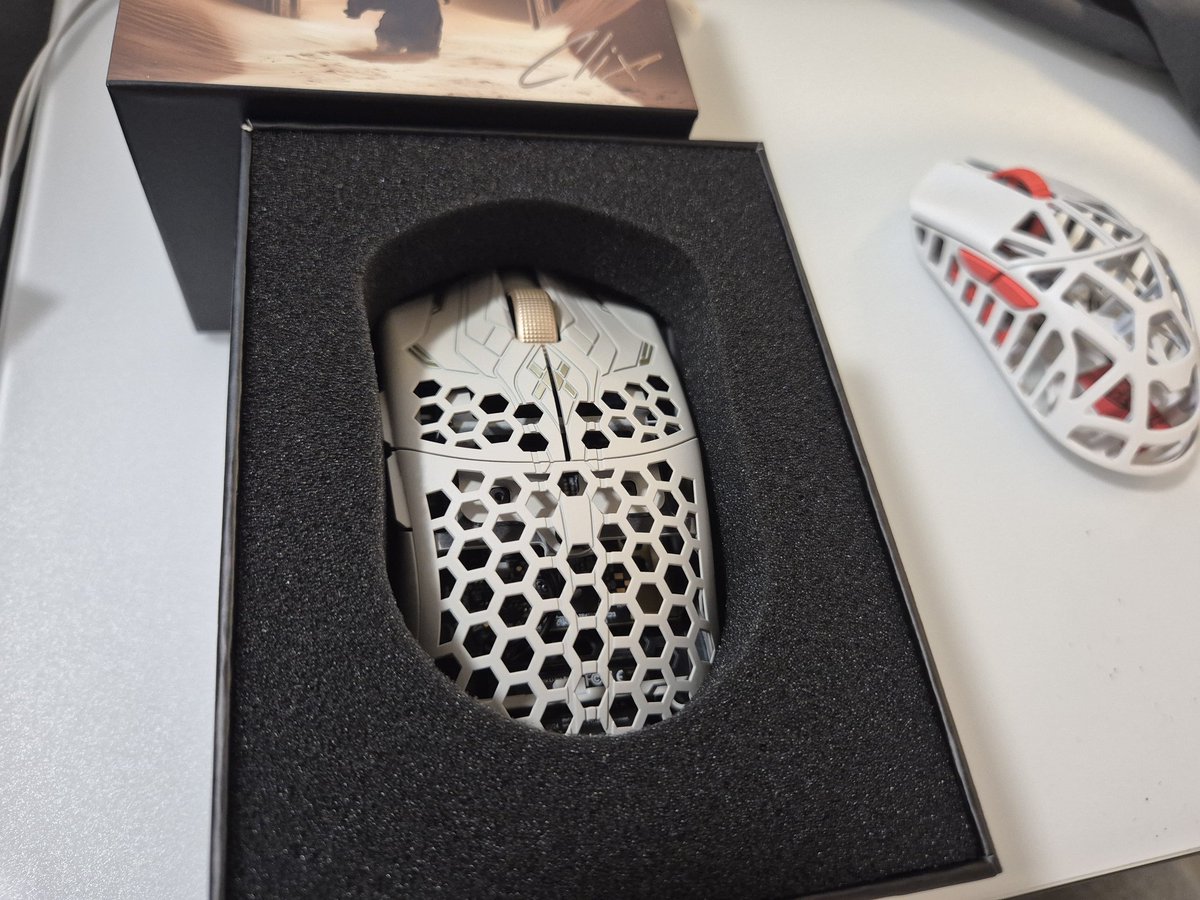 HVNKYUL's tweet image. Finalmouse ULX Prophecy Clix s

#finalmouse