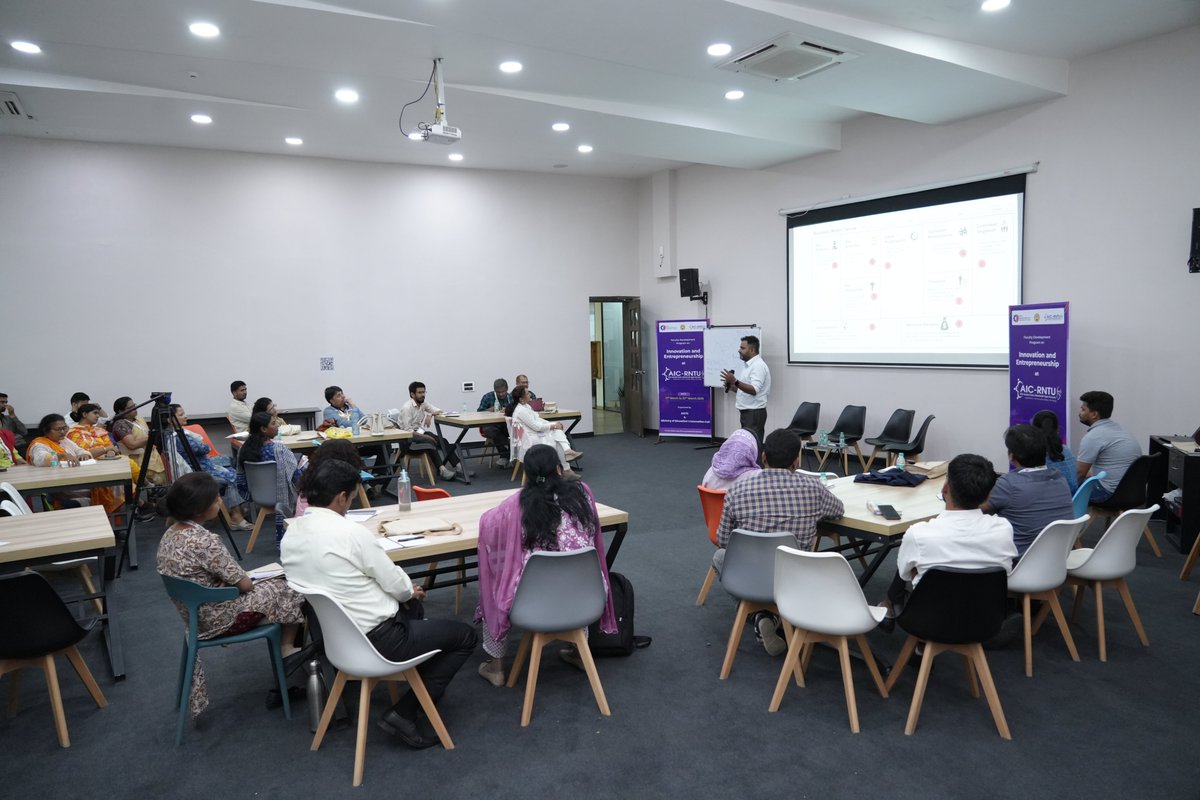 Akhilendra rai tweet media