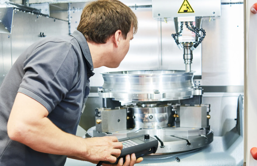 SovereignGears's tweet photo. Our investment in live-tooling machines minimises production time and reduces costs for our customers. The milling section includes a 5-axis milling machine for even greater precision. Learn more about our advanced capabilities: https://t.co/G3XuQP0x1o  #TurningMachine https://t.co/TwUtxTmcCt