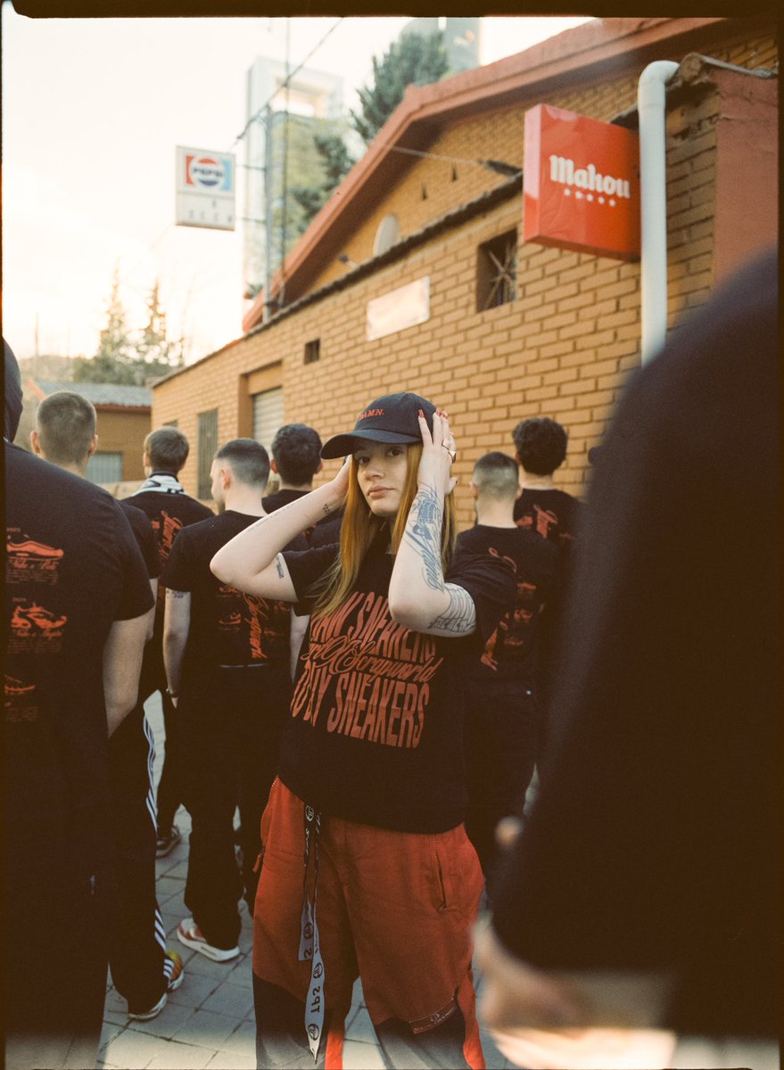 itzrss's tweet image. .... yo opino que esta chica mola mazo