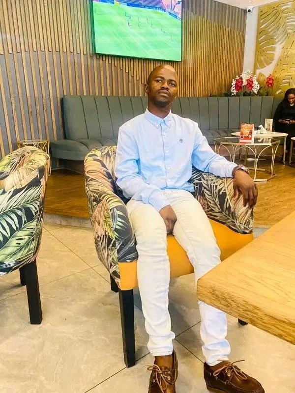 Birthday Guy 🎉🎂🍰... God bless 🙏🏾