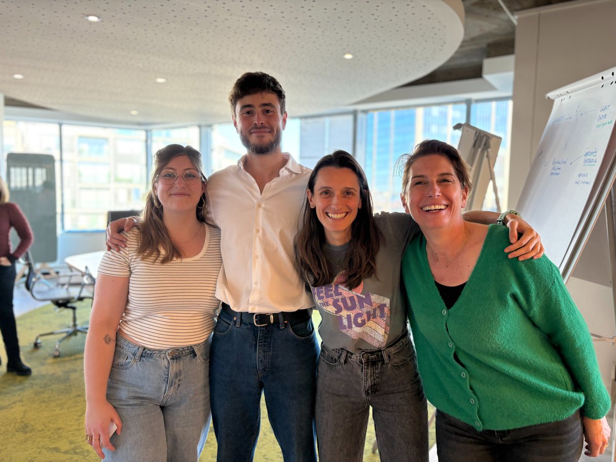 48h, du café ☕️ et beaucoup (beaucoup) d'idées ! Retour sur un hackathon survolté organisé par le Wemanity Learning Center à Bruxelles. Ils ont osé réinventer l'expérience conso !

Bravo à toutes et à tous !

Découvrez les prochaines formations 👉 bit.ly/41ZuneT