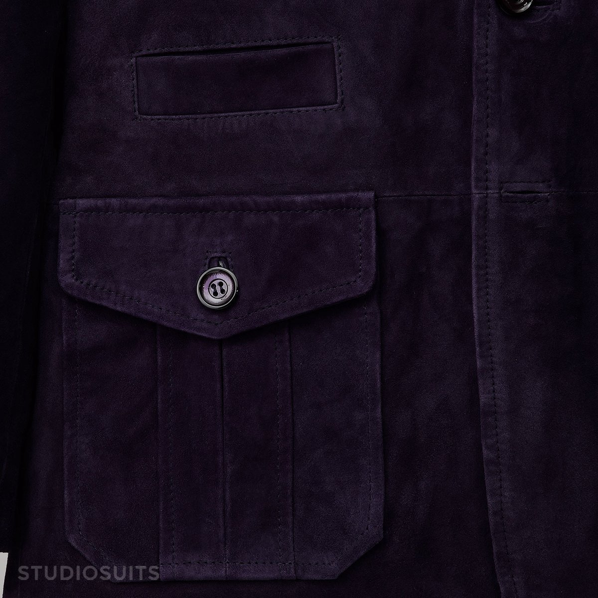 StudioSuits's tweet image. Customer Order Spotlight!
Jacket commissioned by our Client from California.
Redefine suave. The Leather Blazer - # 712 isn’t just style, it’s a statement. 
Shop for this style here👉 t.ly/ADD74 
#studiosuits #MensFashion #LeatherStyle #Blazer #SuedeJacket #USA