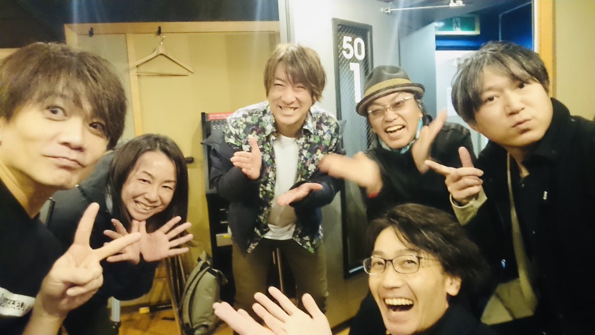 HIDE_Drums's tweet photo. 《拡散希望》
5/18神楽坂天窓
K.N.U.ワンマンライブ
〜帰って来たゆかいな仲間達〜

天窓にこのメンバーが帰って来ます！
詳細はまたお知らせするのでもう少々お待ちください😌
ひとまず5/18の夜は空けといてくださいね！ https://t.co/J7u2T3EQf7