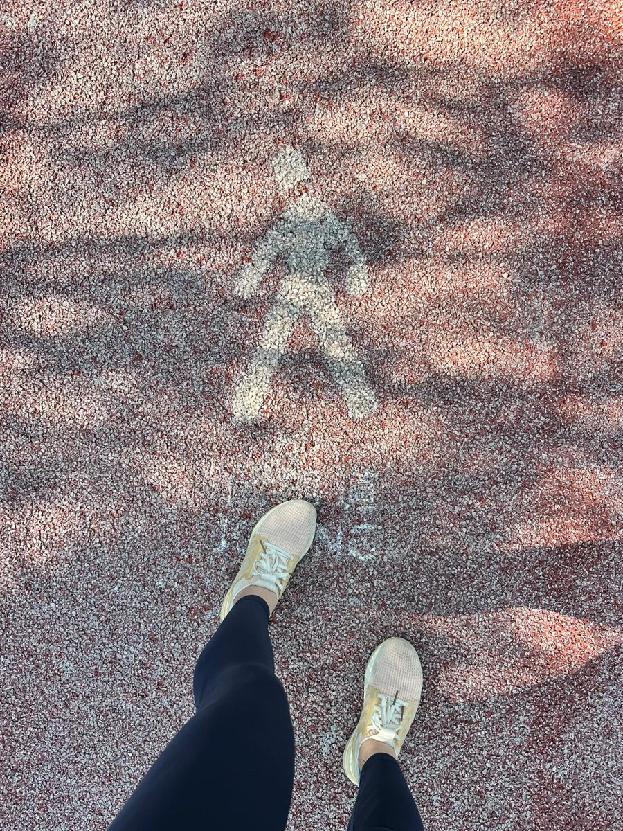 danzaking20's tweet photo. Every step counts towards a healthier me. Morning walk done! ✅🚶‍♀️ https://t.co/0rHd7FVPT6