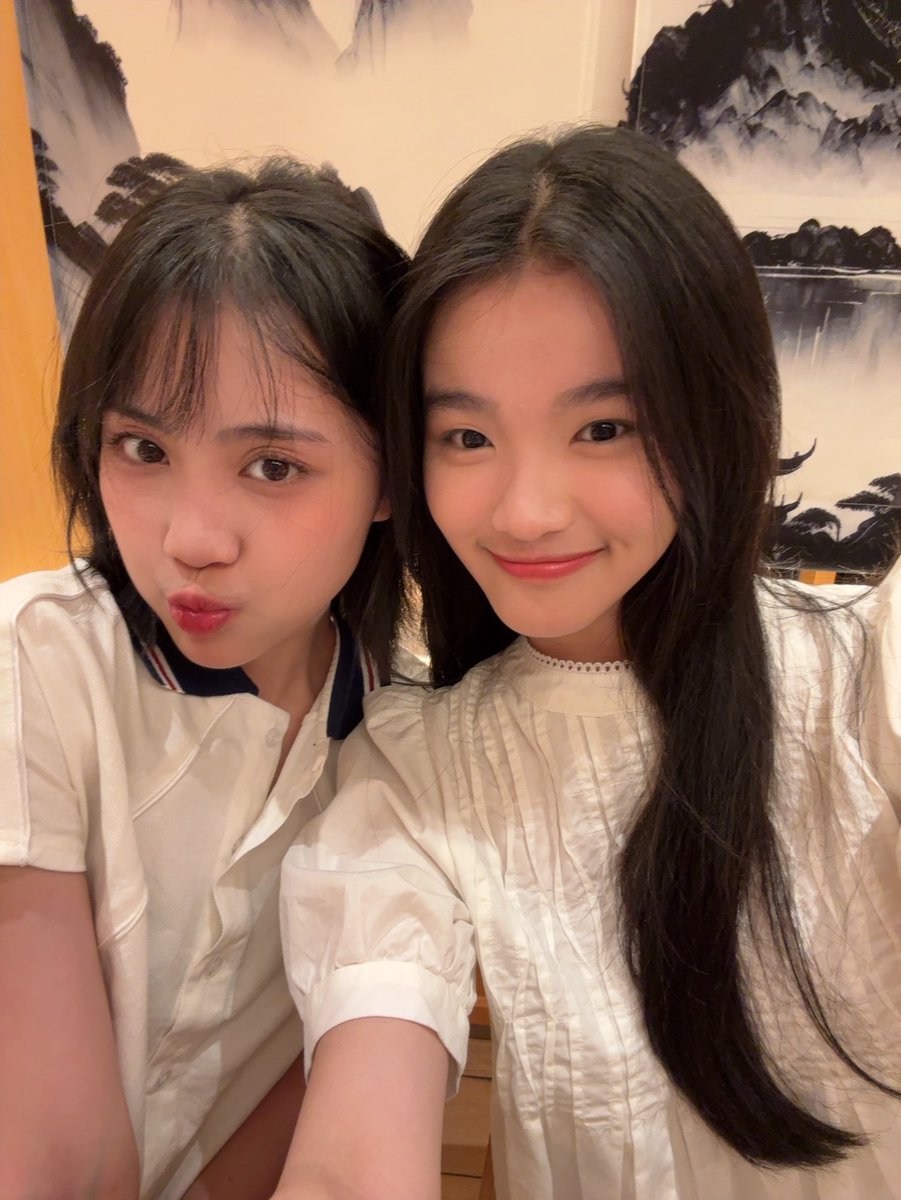 CErine_JKT48's tweet photo. siapa yang lagi #bUGber 🫨 https://t.co/jm9zmMr8N5