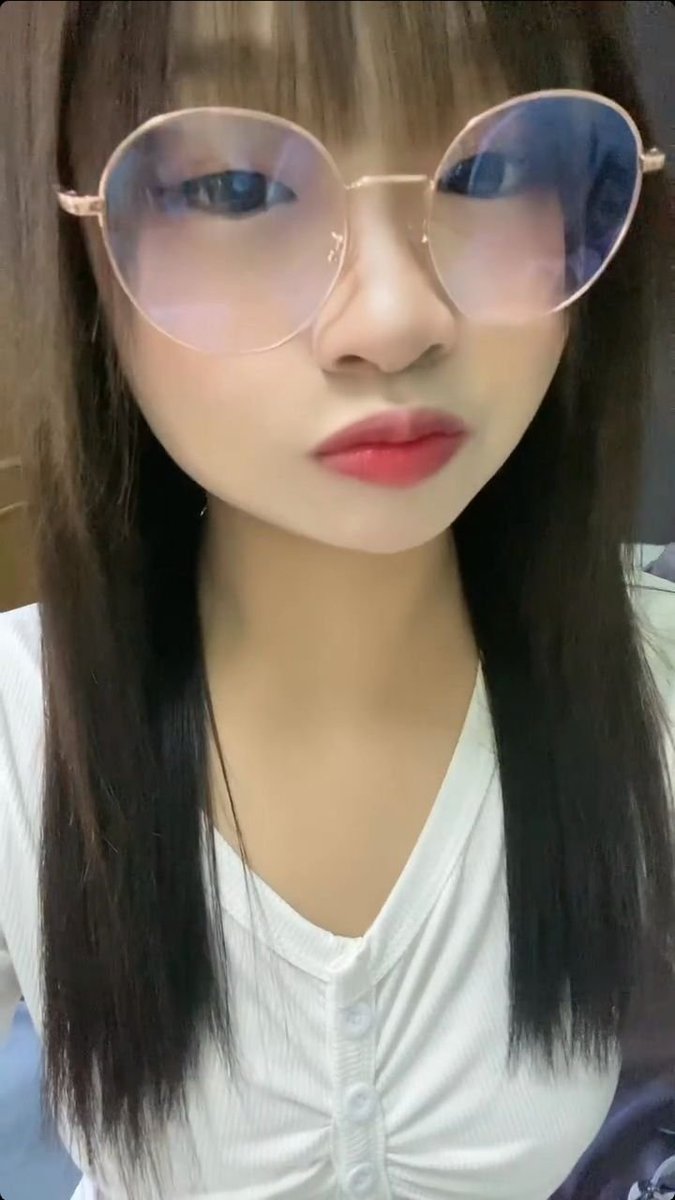 เขาบอกว่าสาวเเว่น เด็ดจริงใช่ปะ😊

#รีทวิตส่งรูปหี