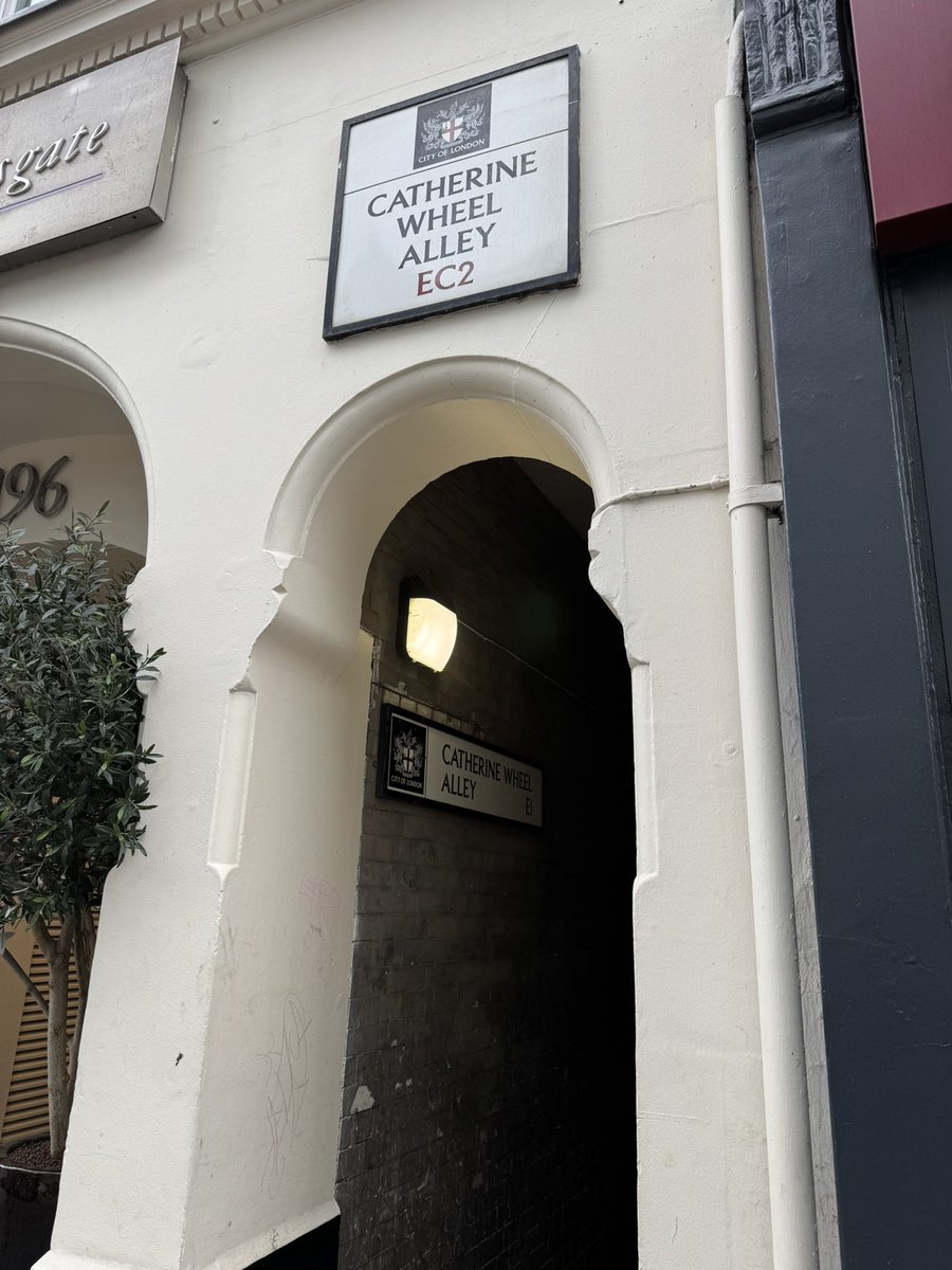 Dan Martin (@dan_martin) on Twitter photo On route to <a href="/e_nation/">Enterprise Nation</a> HQ to cover the #SpringStatement
Will there be fireworks after today’s speech? 🎇
#springforecast #RachelReeves On route to <a href="/e_nation/">Enterprise Nation</a> HQ to cover the #SpringStatement
Will there be fireworks after today’s speech? 🎇
#springforecast #RachelReeves