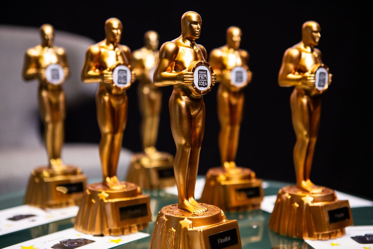 Do you know any young people aged 7-18 who are passionate about film? Who can tell a good story, create animations, or are budding actors ? Then the Childnet Film Competition is the perfect opportunity for them to use their creativity to inspire change! 
childnet.com/blog/childnet-…
