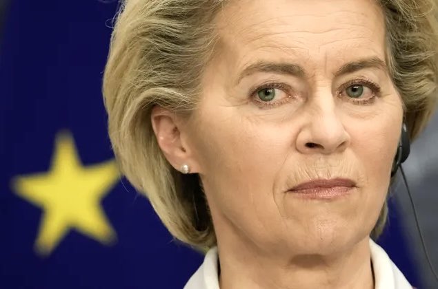 Corruption massive lisez ça ! 15 000 euros par amendement ! ⤵️ 

L’UE est l’institution la plus corrompue du monde !

#PfizerGate, SMS, #QatarGate, Bruxelles ville qui compte le plus de lobbies au monde, et aujourd’hui on apprend que des eurodéputés sont payés 15 000 euros pour