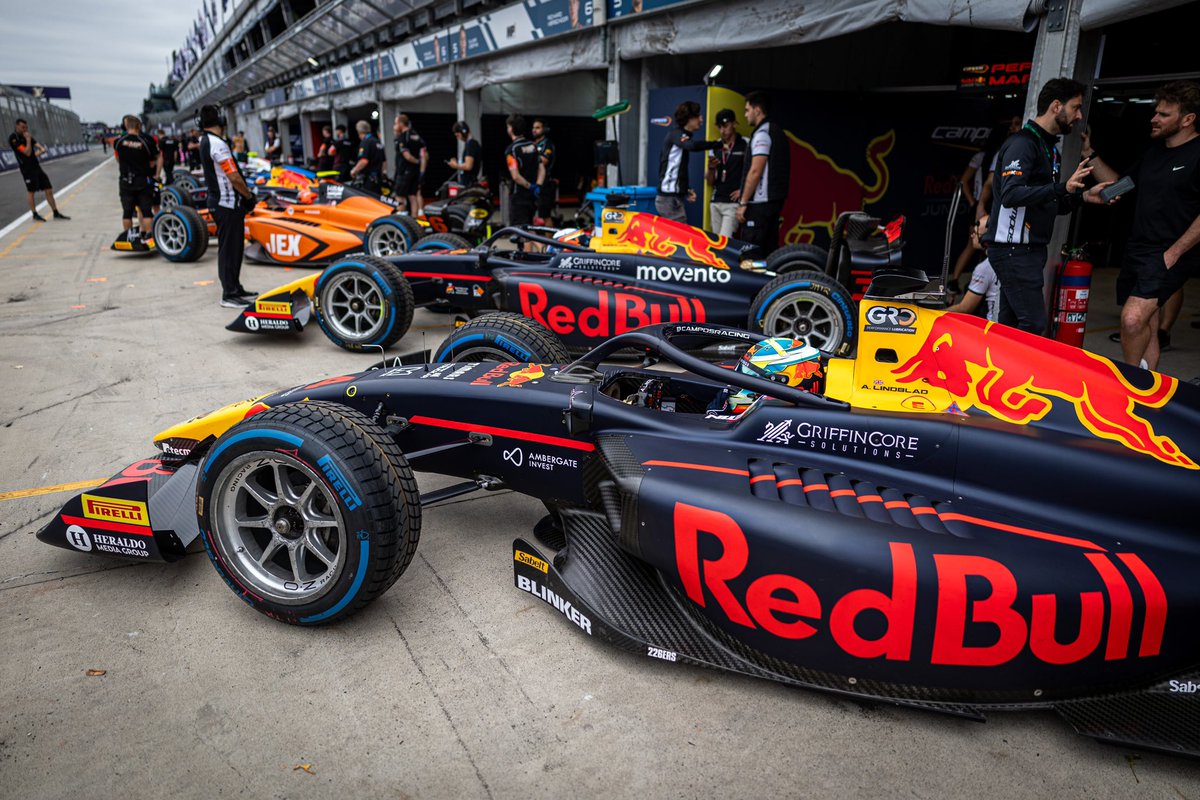 RBJTUpdates's tweet image. F2 Testing, Day 1 – AM Session

🇪🇸 Pepe Martí – P2 (1:46.604)
🇩🇪 Oliver Goethe – P3 (1:46.755)
🇬🇧 Arvid Lindblad – P10 (1:47.308)

#RBJT #F2 #F2Testing