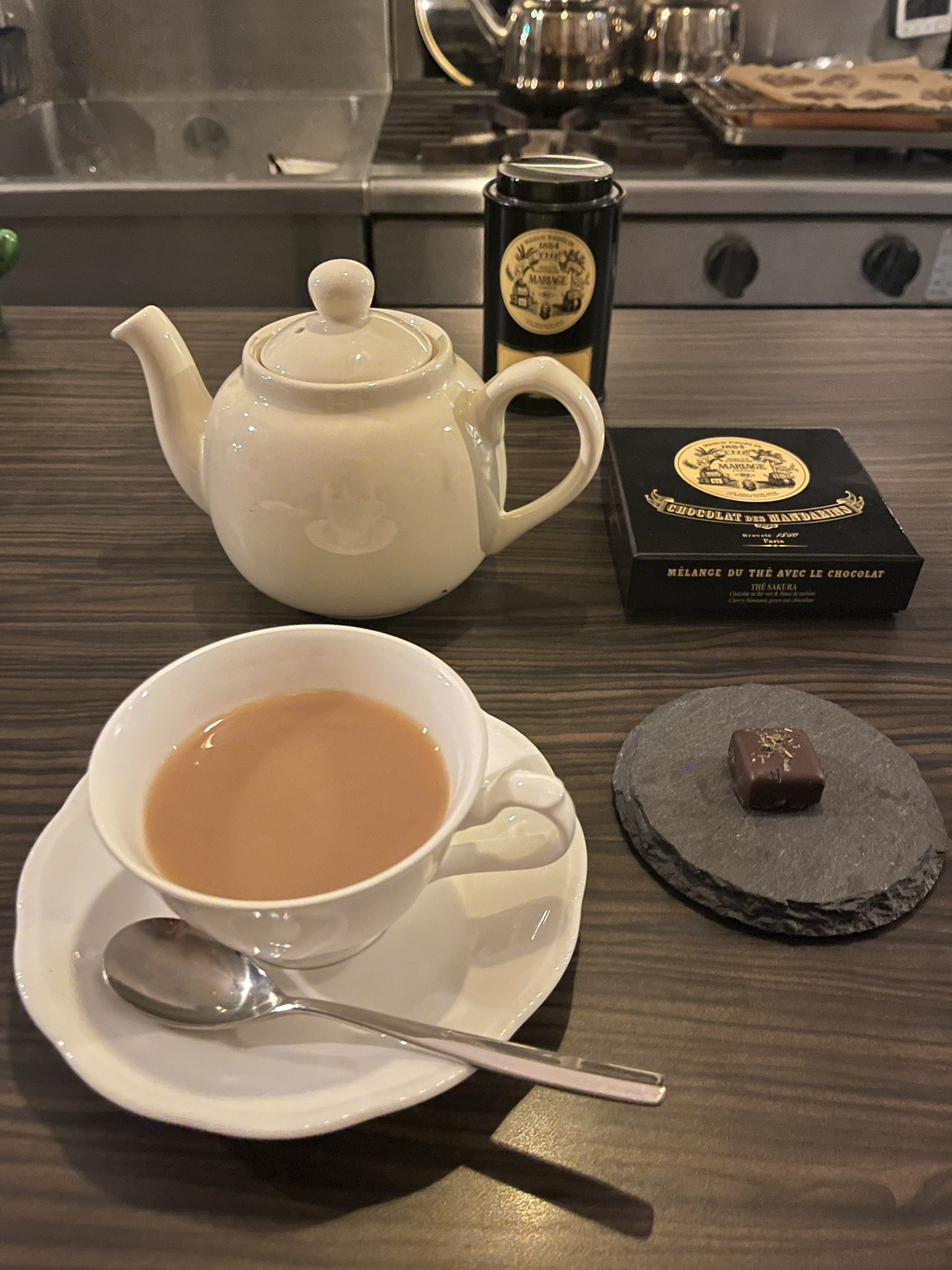 新宿五丁目 - Search / X