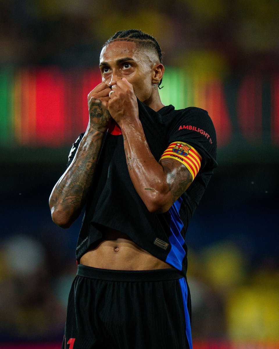 Hating on your own player who’s been fighting for the badge since day one, just to side with a country you don’t even rep is disgraceful.

Stay on that side