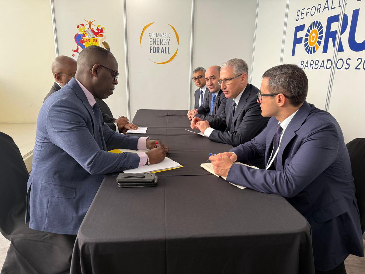 Important discussion with <a href="/CARICOMorg/">CARICOM: Caribbean Community</a> Deputy Secretary General <a href="/ArmstrongAlexi1/">Armstrong Alexis Deputy Secretary General- CARICOM</a> on perspectives of Azerbaijan-CARICOM cooperation

#AzerbaijanCARICOM