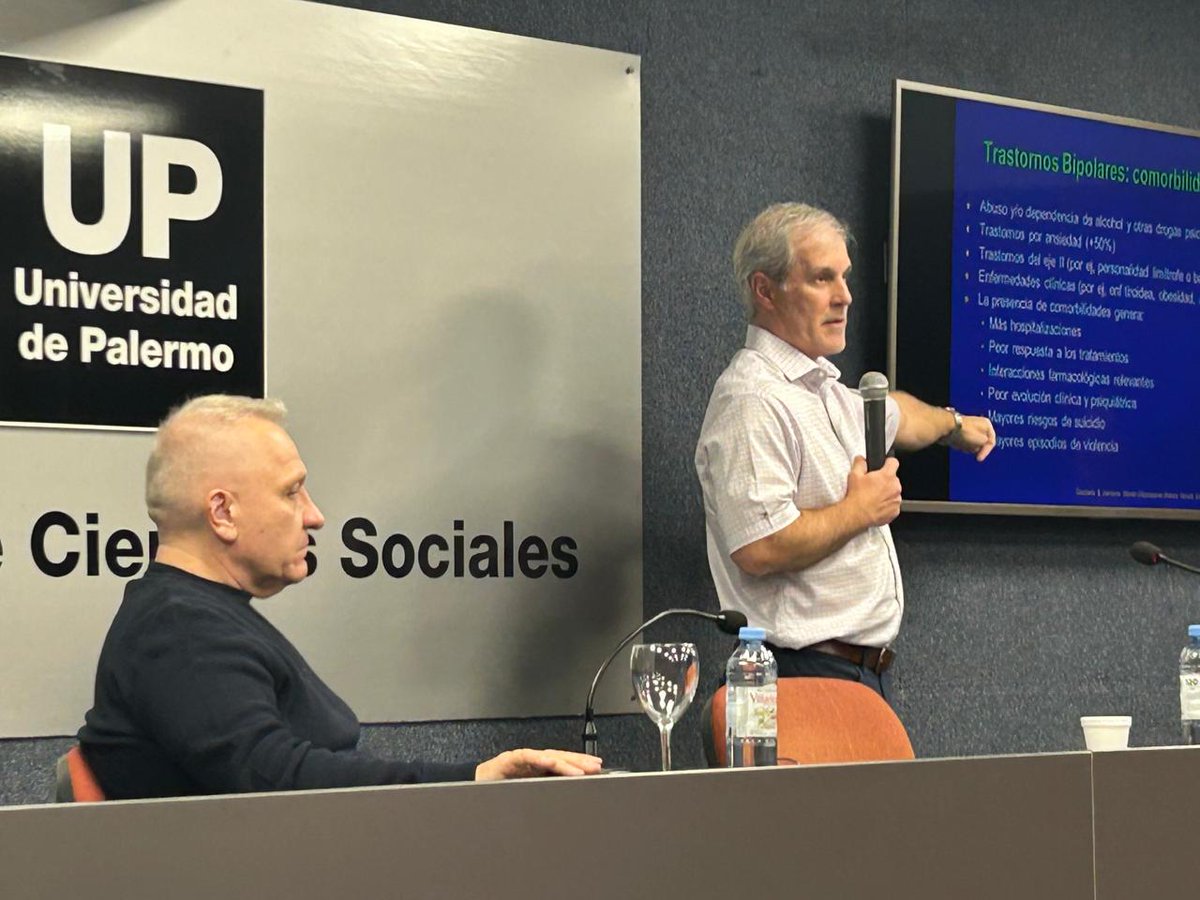 El Dr. Gustavo Vázquez, profesor de psiquiatría en @queensu, brindó una  charla en la UP sobre mitos y realidades del trastorno bipolar, junto al  Dr. Alejandro Castro Solano, Director del Doctorado en