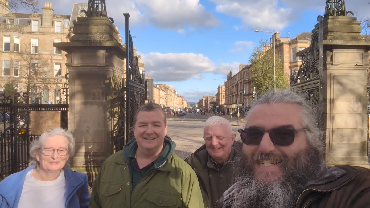 MhairiHunter's tweet photo. I'm having a sneaky afternoon off (to print letters!) so many thanks to the team for continuing in my absence! #SouthsideCentral #Hunter1 https://t.co/OaAot1y9nA
