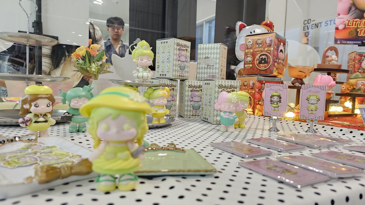 Vanont1's tweet photo. เสาร์ อาทิตย์นี้มีอะไร?
ขอเชิญชม Art Thesis Exhibition ของคณะศิลปกรรม มทร.ธัญบุรี ได้ที่งาน เจิดJust @FineArtRmutt68 งานจัดที่ @coeventspace ยูเนี่ยนมอลชั้น 5 
📍UNION MALL 5FL. | Co-Event Studio
🗓️ 13-16 MARCH 2025

เหลือแค่ไม่กี่วัน รีบเข้ามาชมกันนะครับ :)
#เจิดJustThesis2025 https://t.co/J7ebtkYLT1
