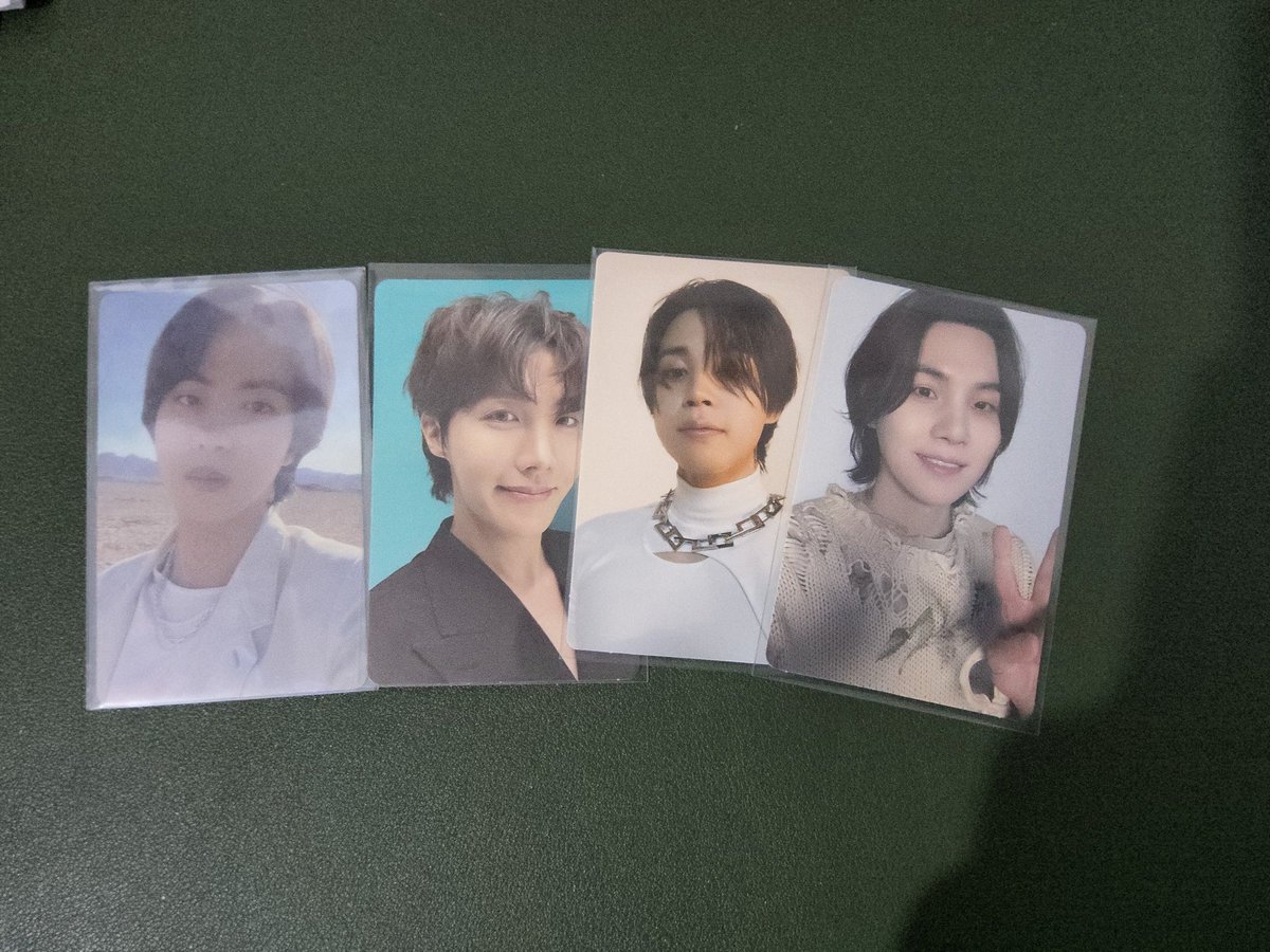 JordanYoongi's tweet photo. These are the photocards that the winners have picked!
Talaga naman di nagpatalo sa pilian #JordsUpdates https://t.co/EFojMdTMHE