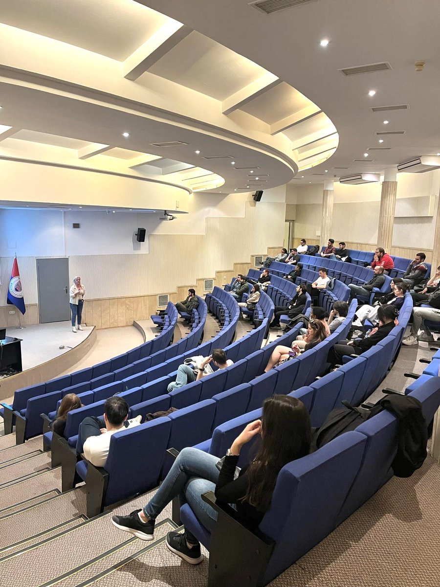 librarybilkent's tweet image. Our library director, Dr. Ebru Kaya, presented the session “How Can the Library Help with Your Graduate Research?” as part of the GE500 course.

#BilkentUniversity #BilkentLibrary #GE500