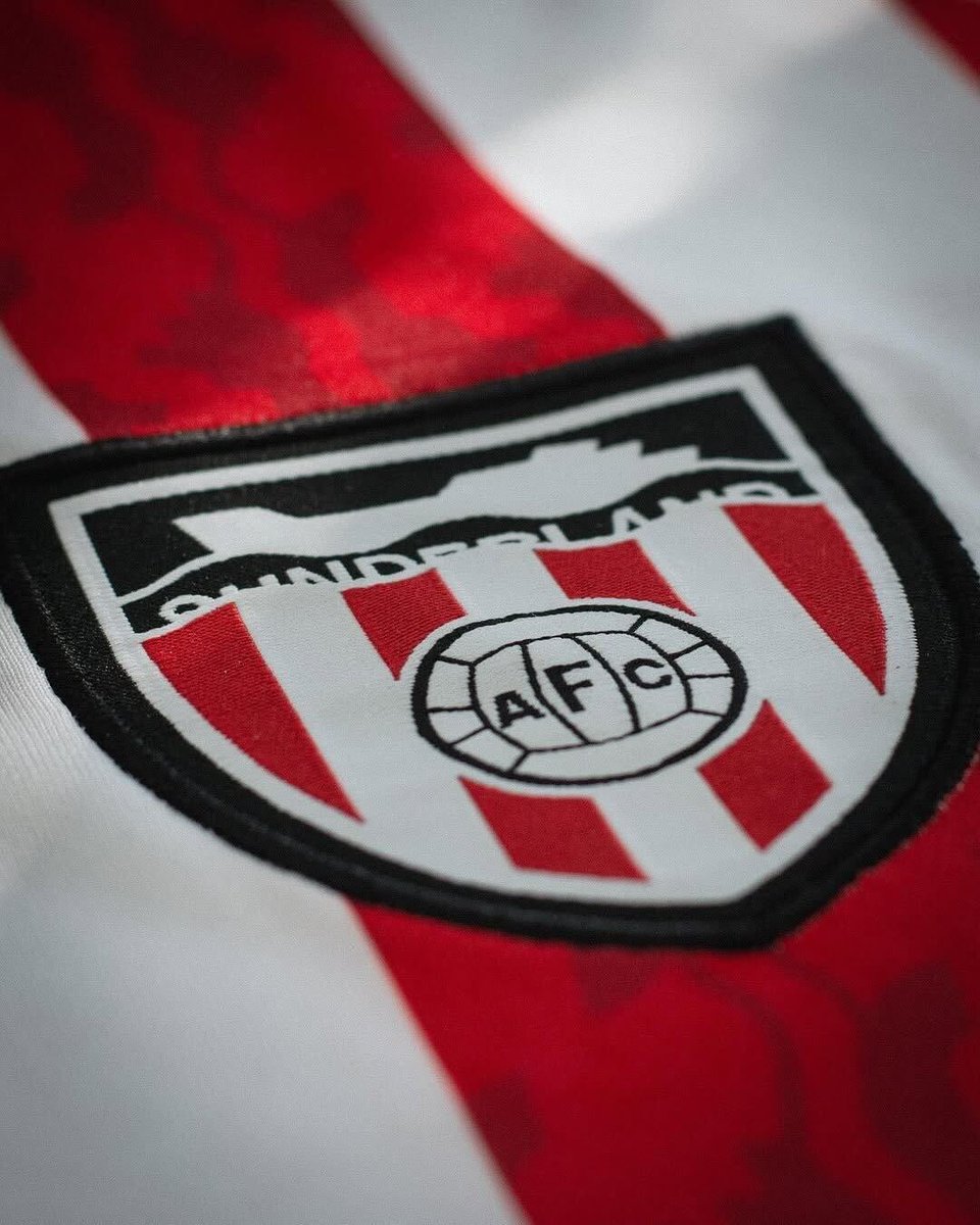 Sunderland address climate crisis with new club crest.