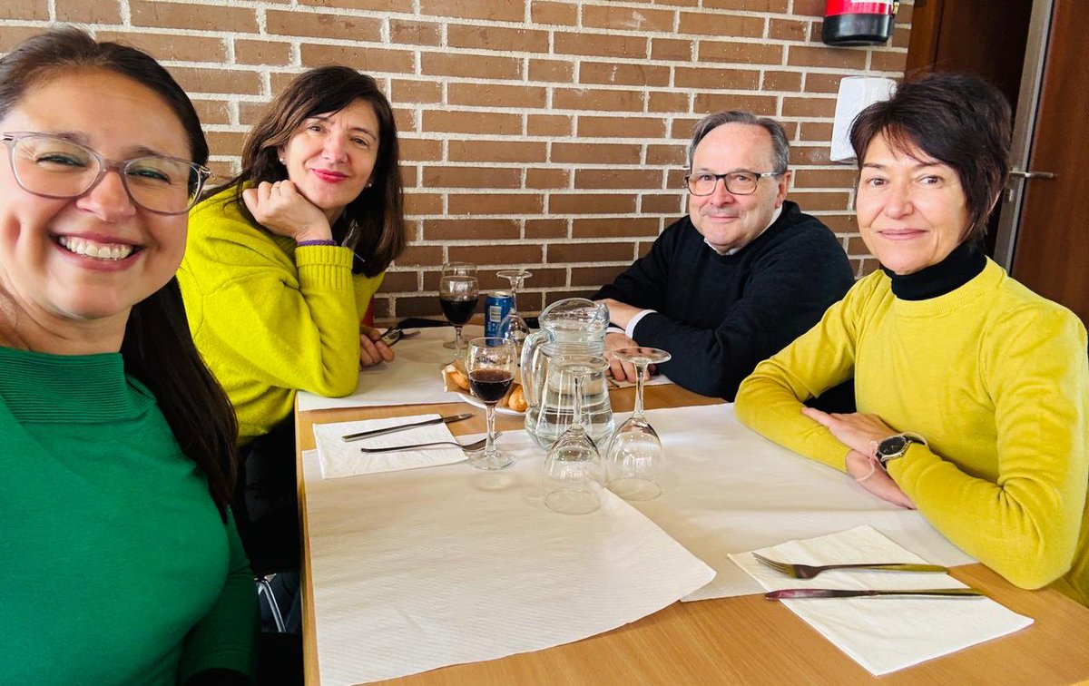 Concha Peiró (@conchapeir) on Twitter photo Un placer reencontrarnos contigo hoy en <a href="/UAM_Medicina/">Medicina UAM</a>, Mabel. Que tu estancia en #Madrid sea muy provechosa 🔬🧫 #colaboración #investigación #internacionalización
<a href="/MabelCataln1/">Mabel Catalán</a> <a href="/carlosfsanchezf/">Carlos Sánchez Ferrer</a> <a href="/MISAN_PER/">Isabel Sánchez Pérez</a>
<a href="/sofarchile/">Sociedad de Farmacología de Chile</a> <a href="/uchile/">Universidad de Chile</a> Un placer reencontrarnos contigo hoy en <a href="/UAM_Medicina/">Medicina UAM</a>, Mabel. Que tu estancia en #Madrid sea muy provechosa 🔬🧫 #colaboración #investigación #internacionalización
<a href="/MabelCataln1/">Mabel Catalán</a> <a href="/carlosfsanchezf/">Carlos Sánchez Ferrer</a> <a href="/MISAN_PER/">Isabel Sánchez Pérez</a>
<a href="/sofarchile/">Sociedad de Farmacología de Chile</a> <a href="/uchile/">Universidad de Chile</a>