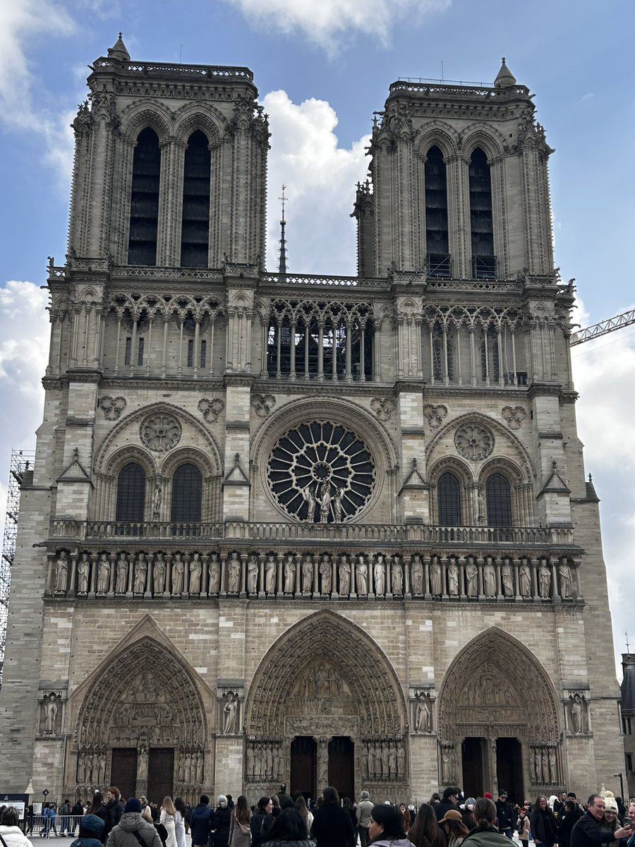 Oooooh lala… Paris is one beautiful city. 
<a href="/Paris/">Paris</a> <a href="/LaTourEiffel/">La tour Eiffel</a>