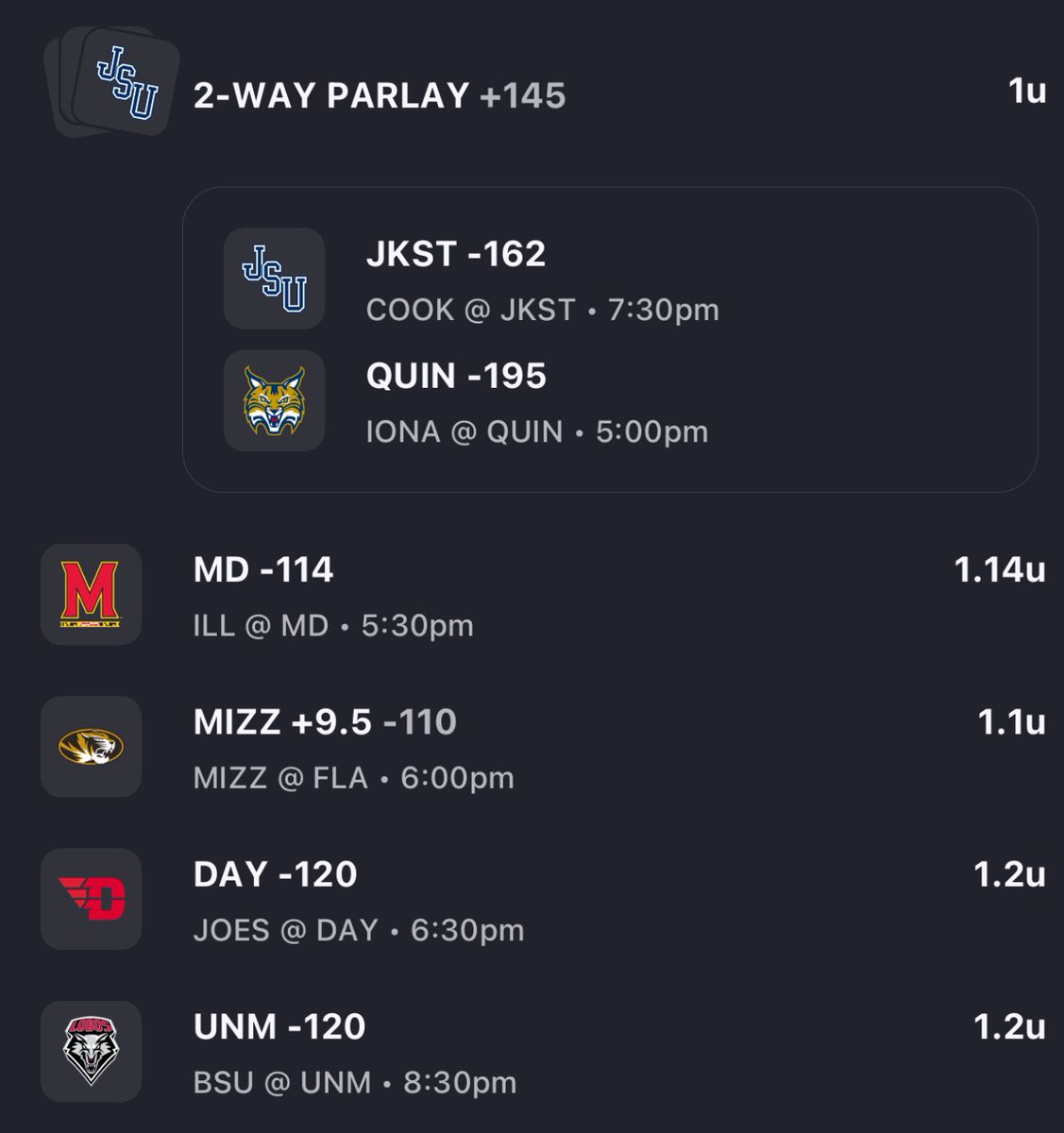 Friday CBB 🏀 Plays 💰

Let’s make some money, a lot of good games today 🔥

Starting off with a favorite parlay, then expect some dogs to be barking 👀

What’s your best CBB play today?? ⬇️