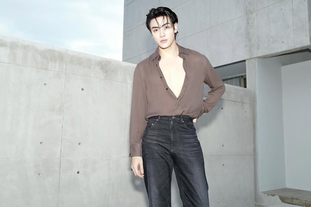 There’s something about wearing brown that makes everything feel just right.