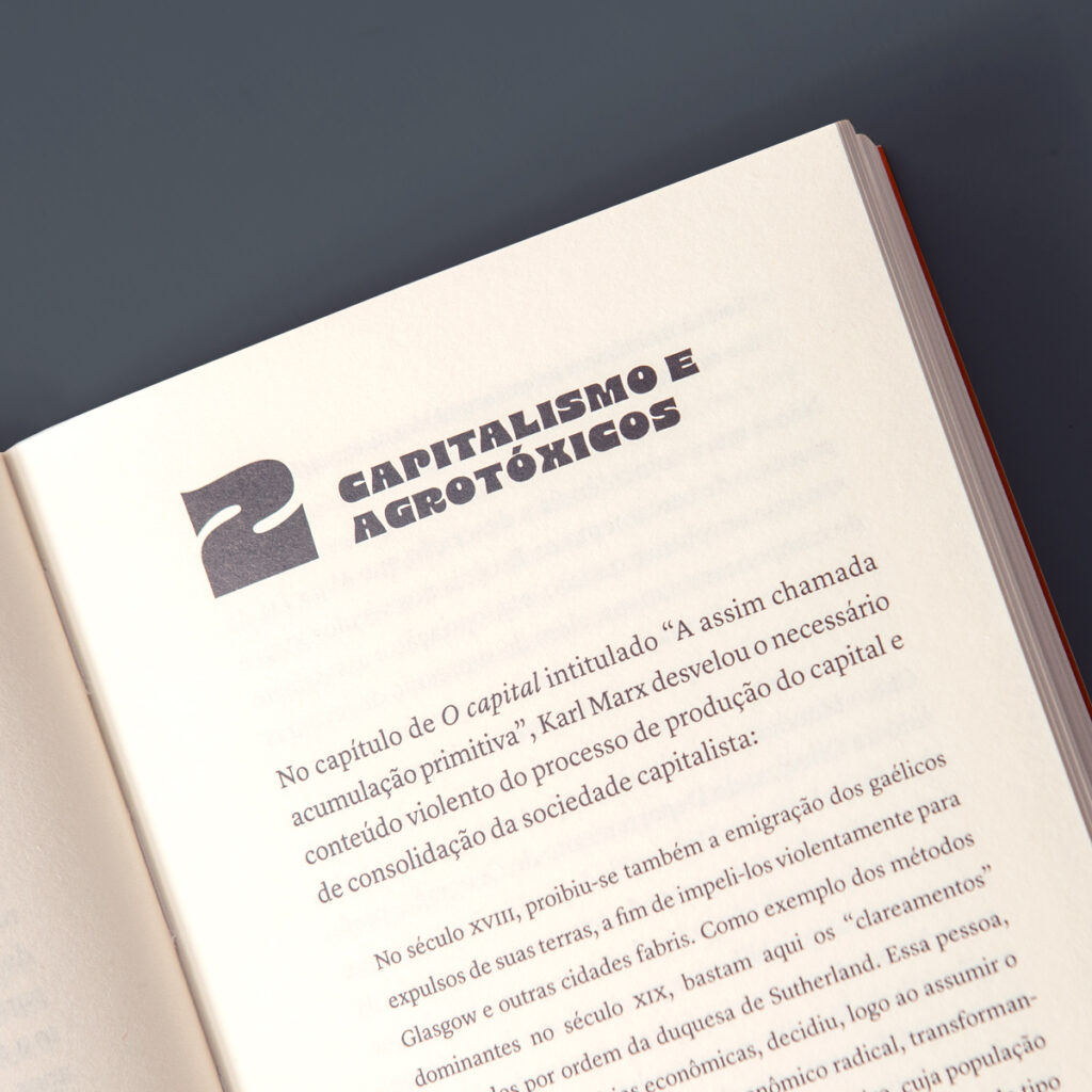 🧐 O Brasil é o maior consumidor mundial de agrotóxicos, com mais de 700 mil toneladas por ano. Neste #SerrapilheiraIndica, a pesquisadora <a href="/MiesLarissa/">Larissa Mies Bombardi</a> compila dados que nos permitem compreender a gravidade do problema representado pelo uso massivo de herbicidas, pesticidas e