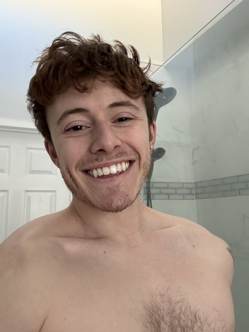 Morning :) https://t.co/GMPzaP3ilA