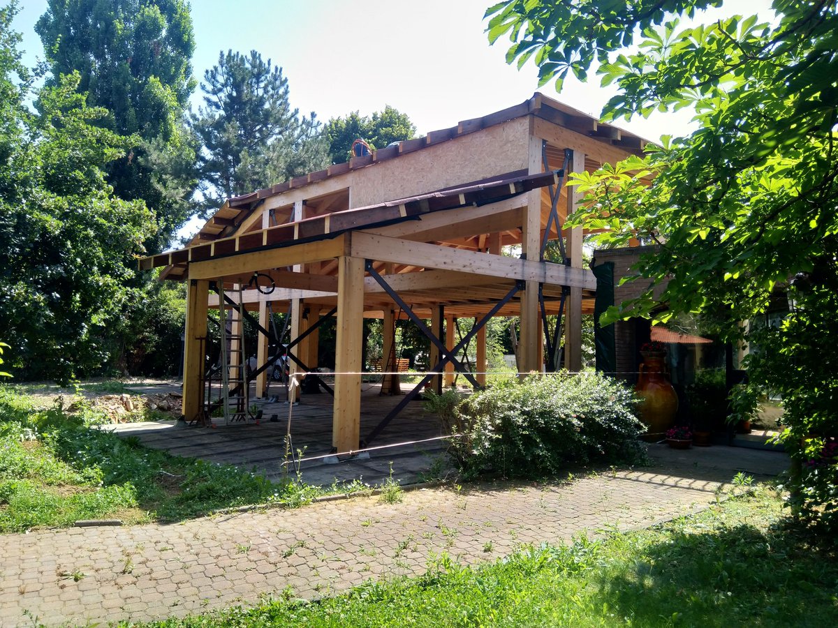 🏗️ Cantiere in corso! 🏗️
Prosegue il restauro e la ristrutturazione di edifici storici nell’Ambito perirurale bolognese. Le strutture in legno del primo edificio sono in fase di realizzazione!
📸 Scopri i progressi 👉 Leggi la news
#GBaStudio #GBaLab #GBa #Brini #Architettura